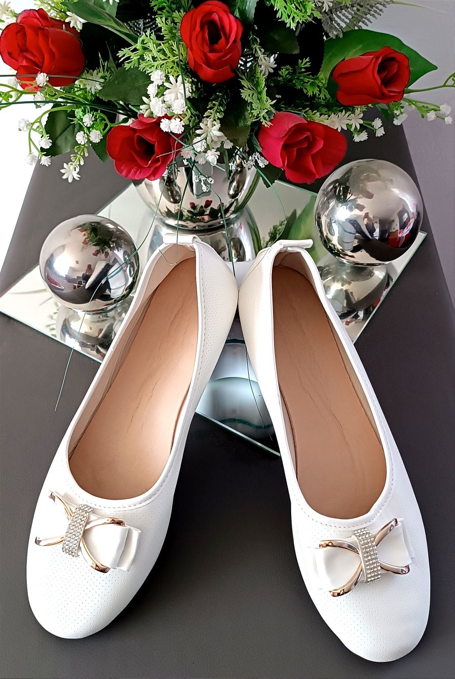 NOWE buty komunia/ślub śnieżna biel kokarda kryształki dł.wkł. 25,5 cm