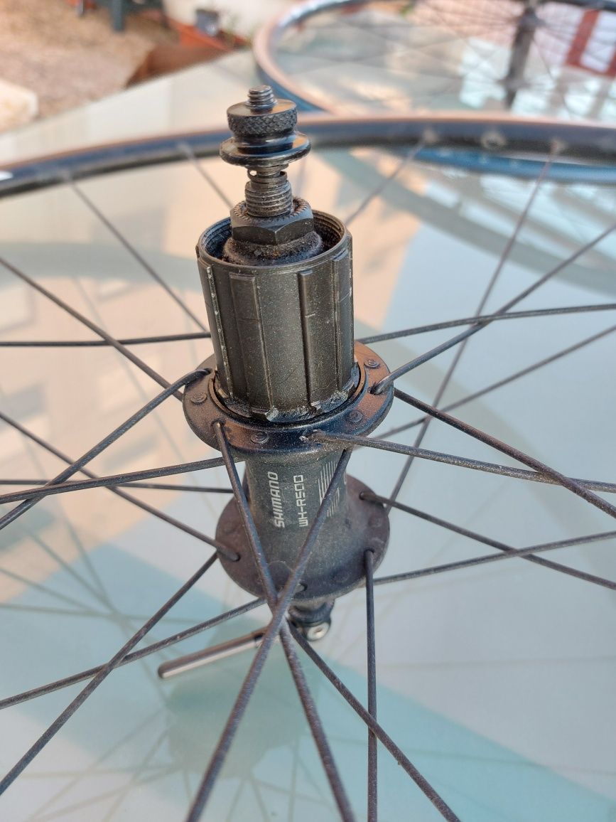Rodas Shimano R500 com bloqueio- Estrada