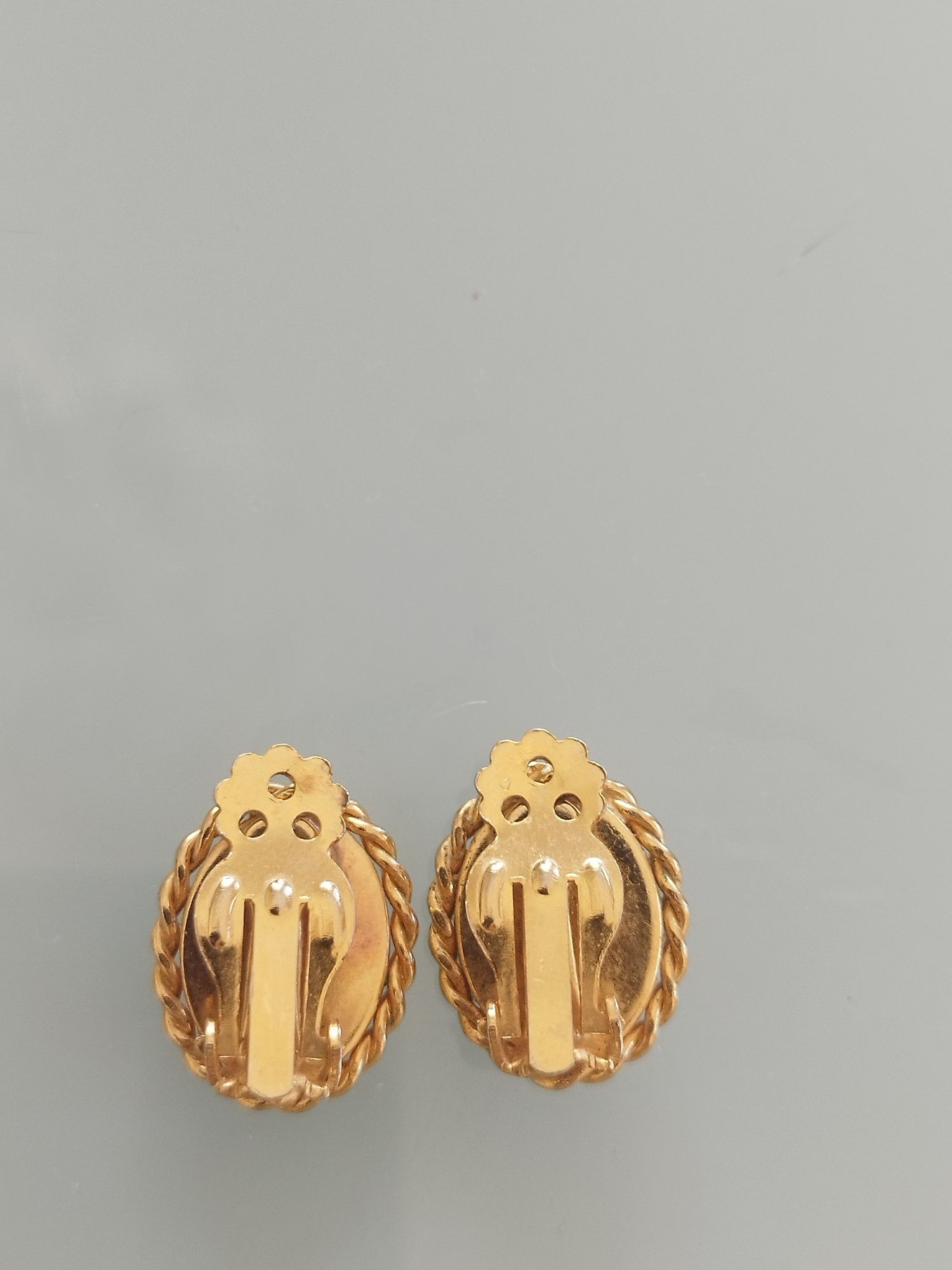 lindos brincos camafeu banhados a ouro