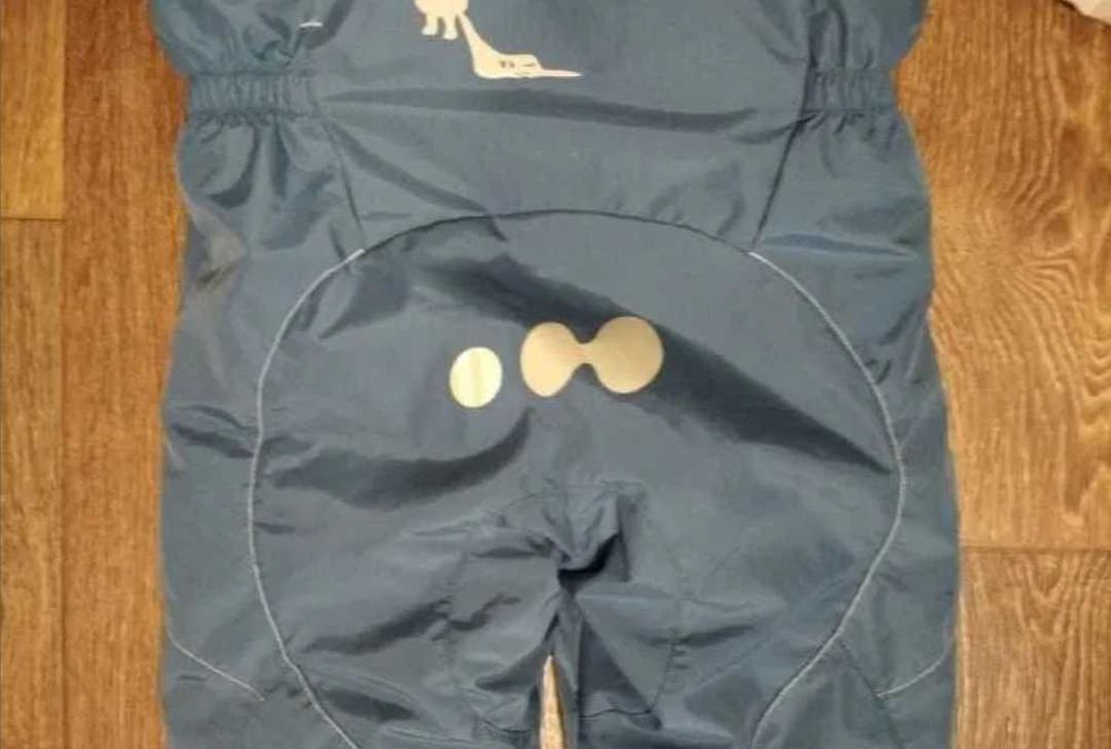 р.94-101, Decathlon дуже теплий зимовий термо-комбінезон чудовий стан