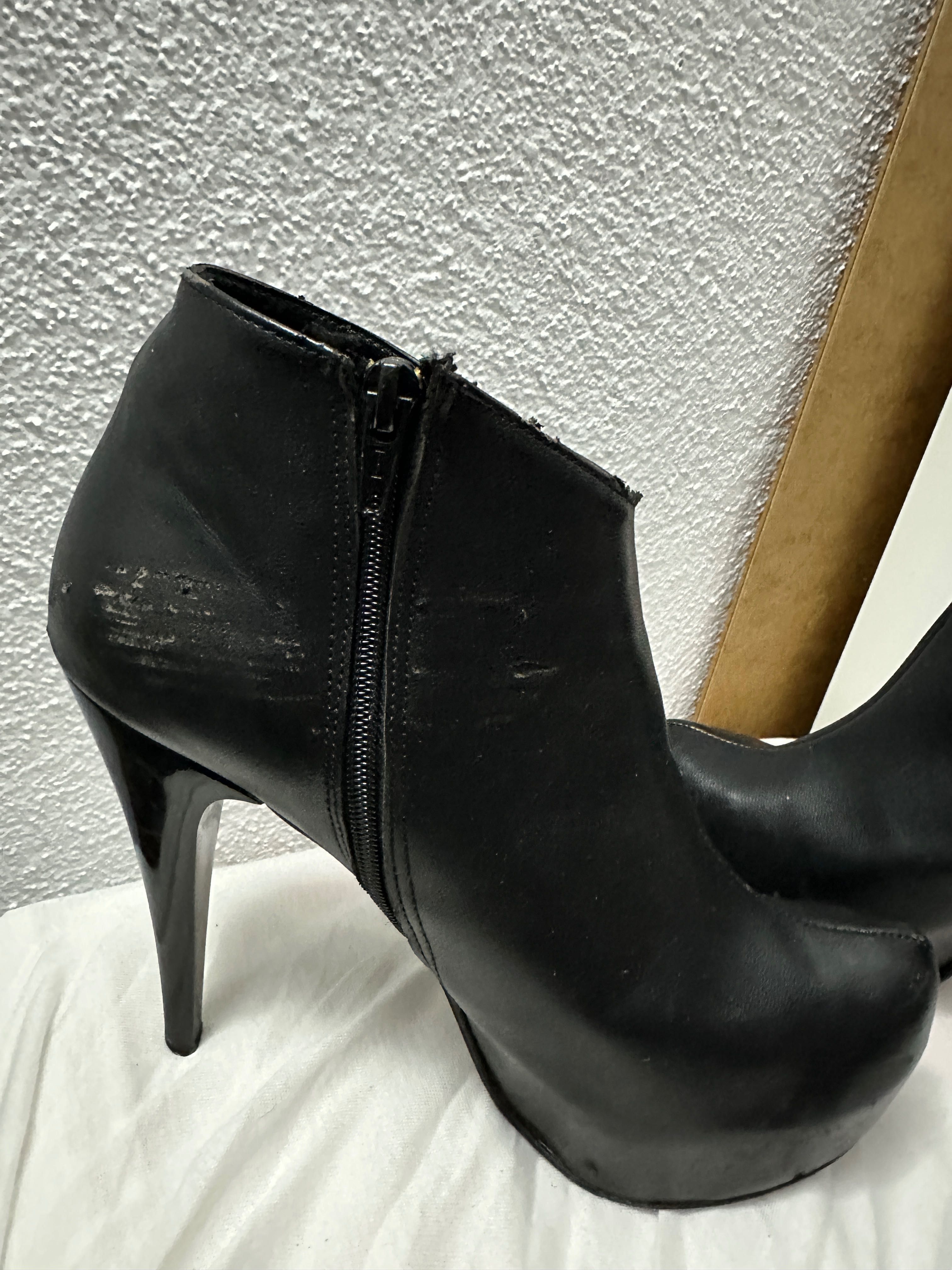 Sapato alto preto