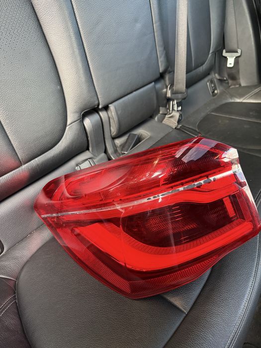 Lampa lewy tył BMW X1 F48 USA