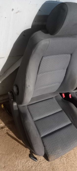 Fotele kubełki + kanapa tylna Audi A4 B5 przed liftem sedan kpl