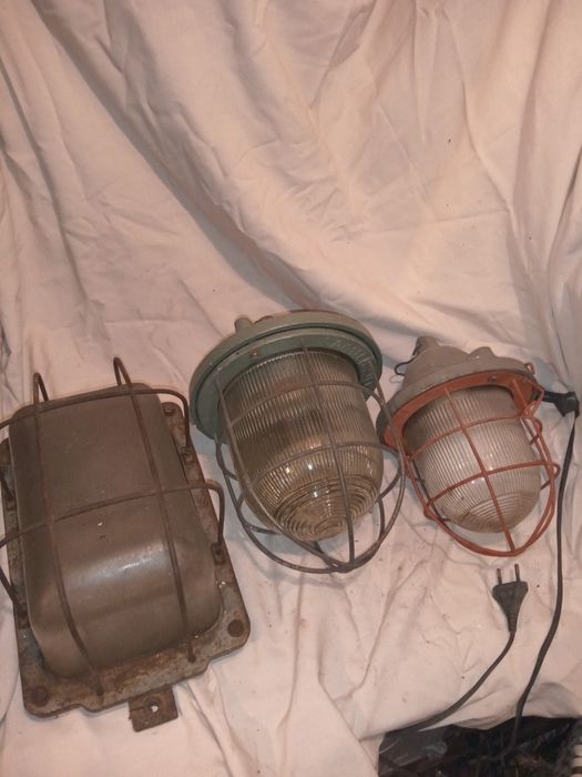 Lampa przemysłowa vintage