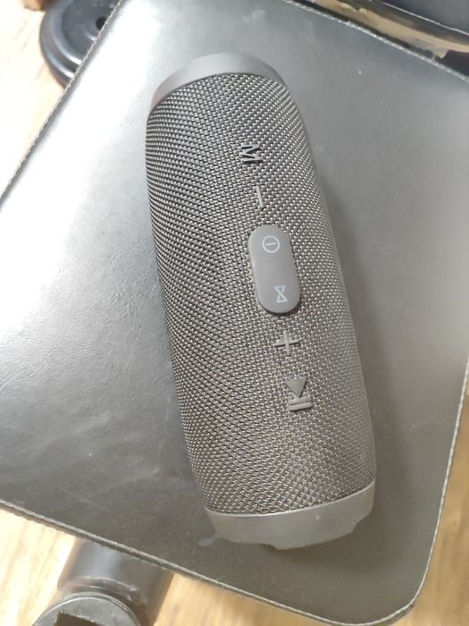 Портативная колонка