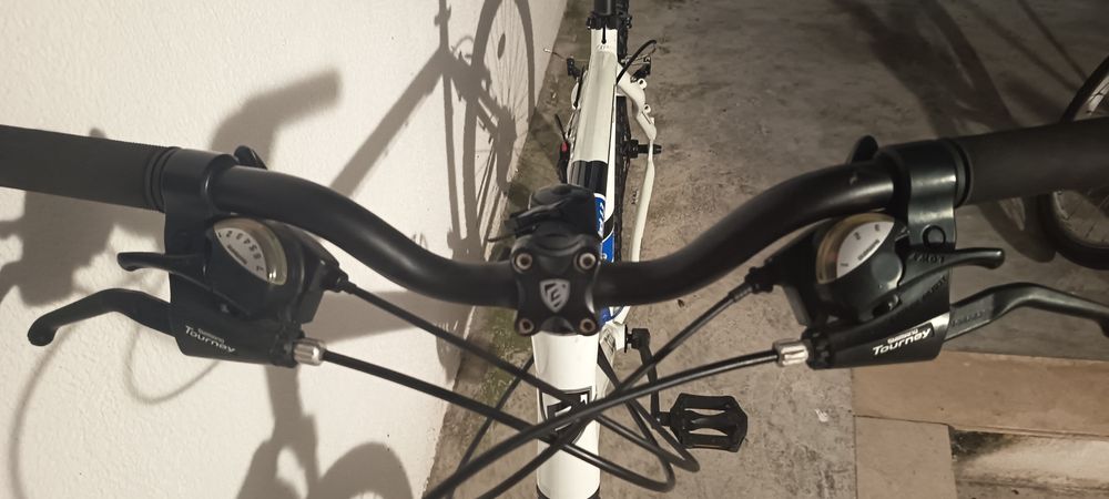 Vendo ou troco 3 bicicletas 20" 24" 26"