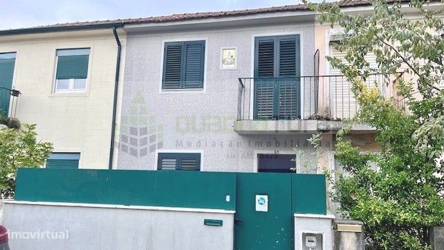 Moradia | Bairro de Santo Eugénio (à Circunvalação e Rua das Cegonh...