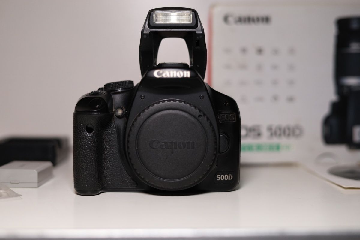 Canon EOS 500d body (full box)