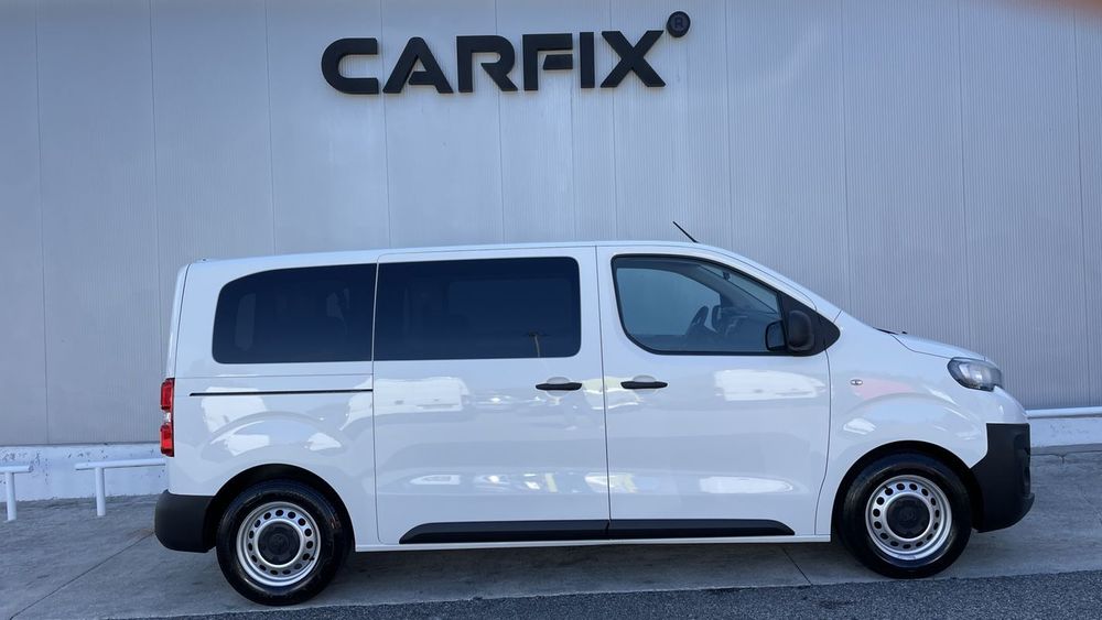 Peugeot Traveller 1.6 BlueHDi L2H1 Business Standard