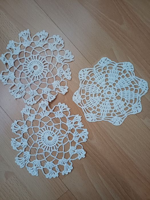 Sprzedam komplet 3 serwetek