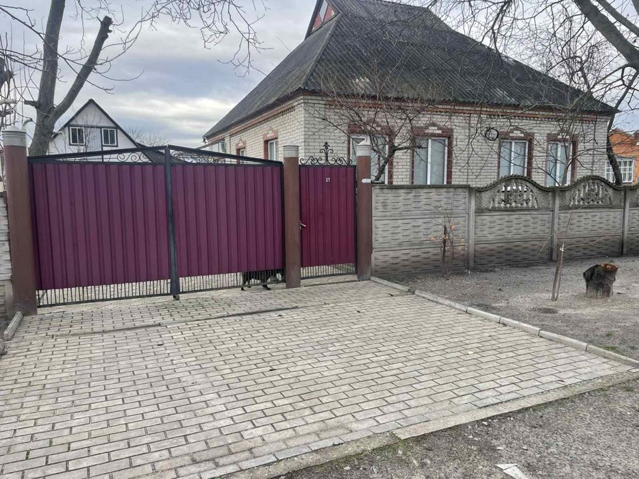 Продам дім,в гарному стані.