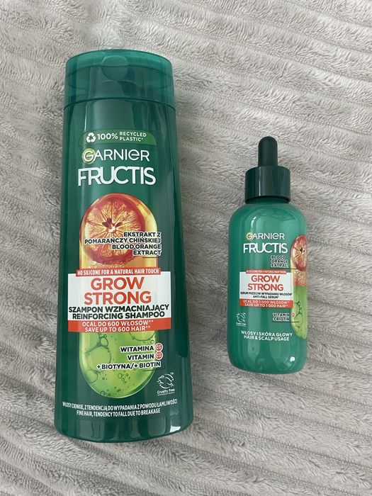 Kosmetyki do włosów Garnier Fructis Grow Strong szampon serum