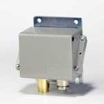 Presostat (regulator ciśnienia) KPS 39, przyłącze G 1/4,
