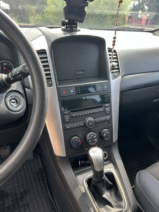 Продам авто Chevrolet Captiva 2008 2.4 бензин