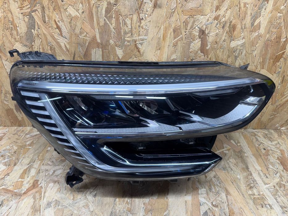 Przednia prawa lampa renault megane iv lift led pure vision