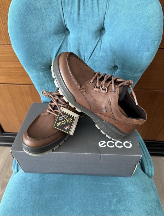 Sapatos ECCO 41 - Novos