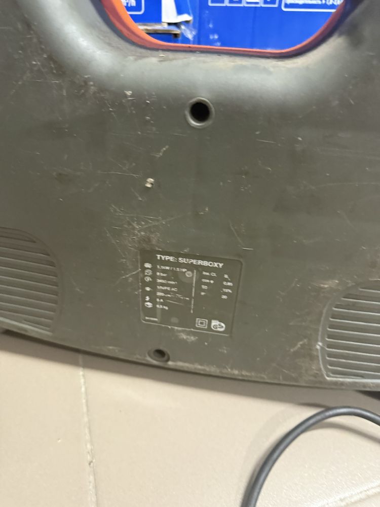 ЧИТАЙТЕ ОПИС !!! Компресор  1100 w 8 bar