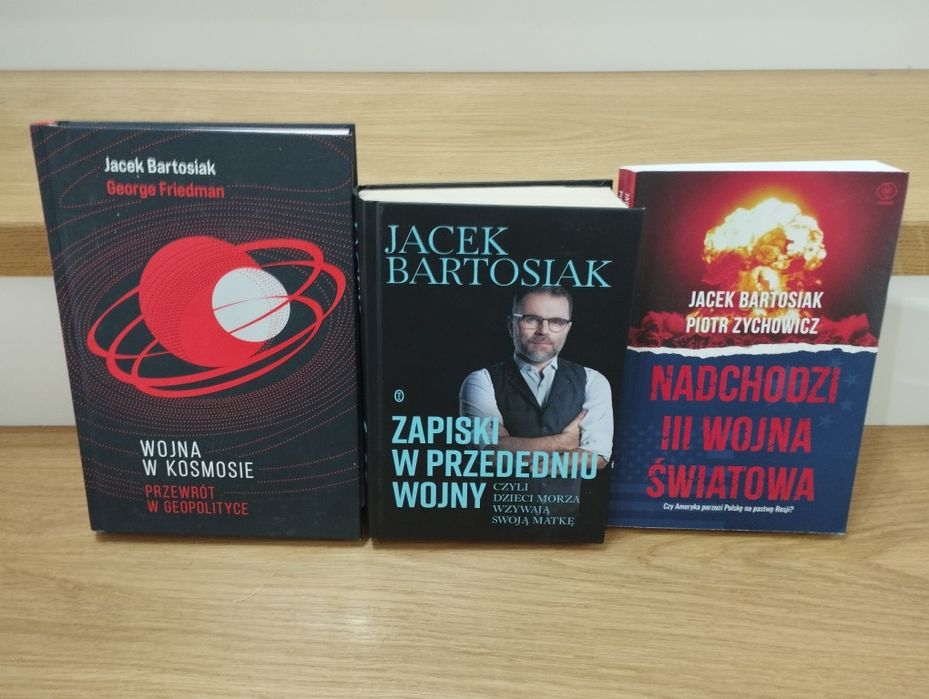 3 książki Jacka Bartosiaka. Piotr Zychowicz.