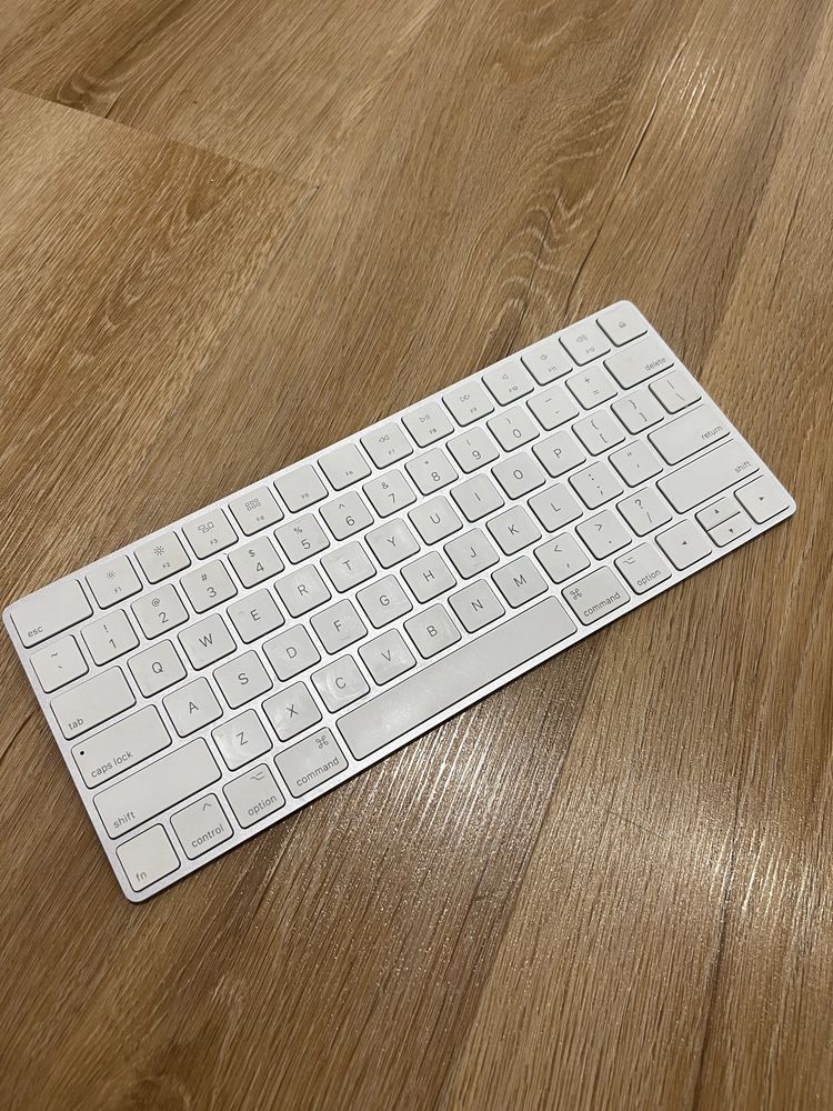 Klawiatura APPLE Magic Keyboard