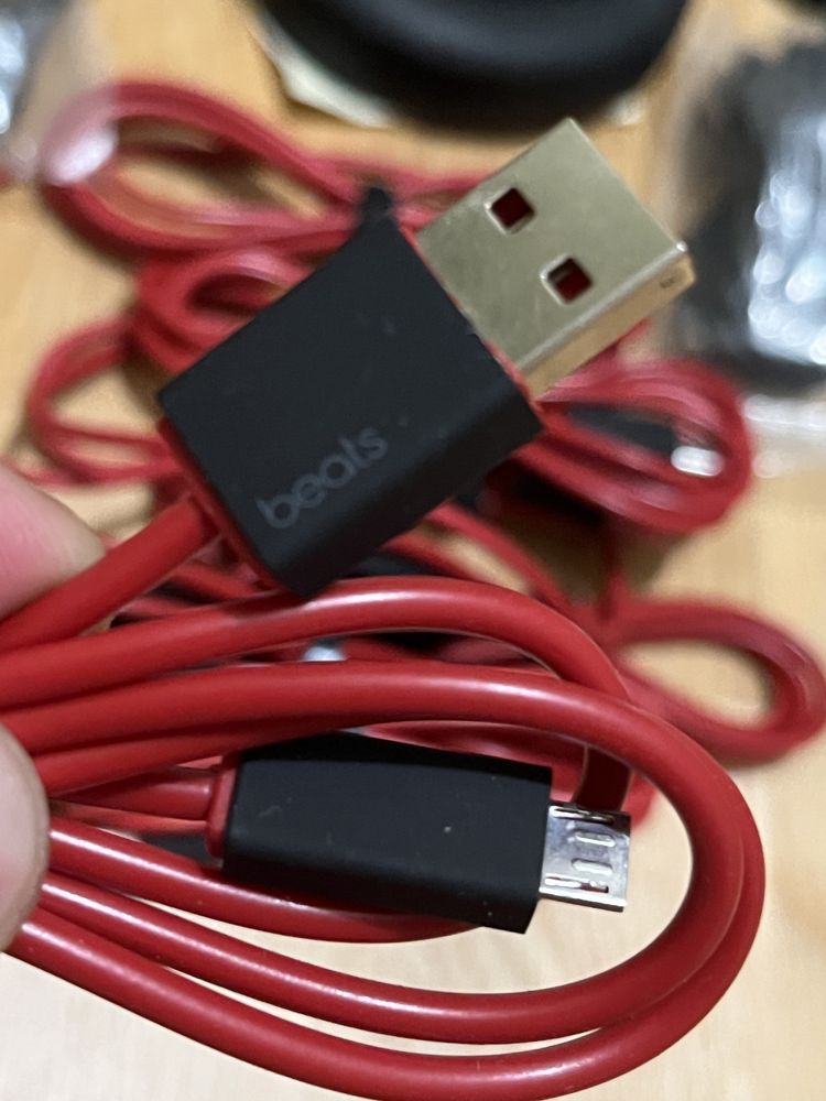 -70% Кабель USB micro-usb Beats. Дефицит. Beats by Dr. Dre MHE72G/A