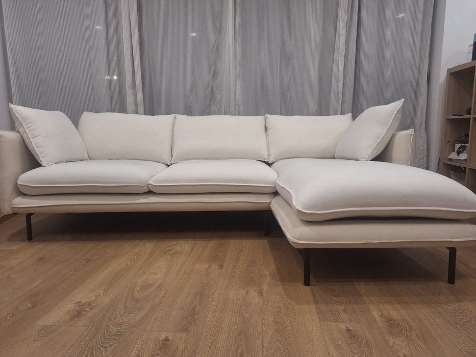Sofá chaise-longue em linho bege Kinda Home