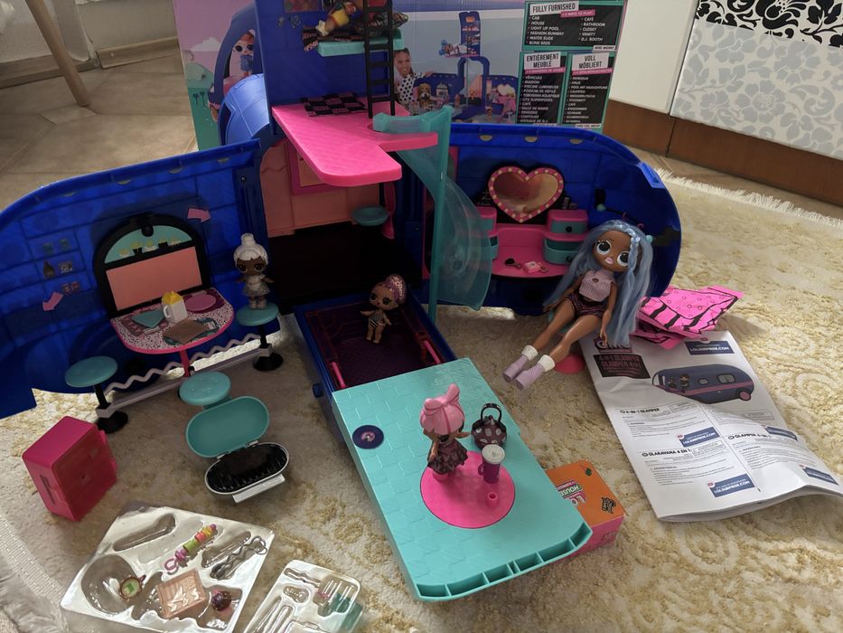 Кемпер/автобус лол з ляльками