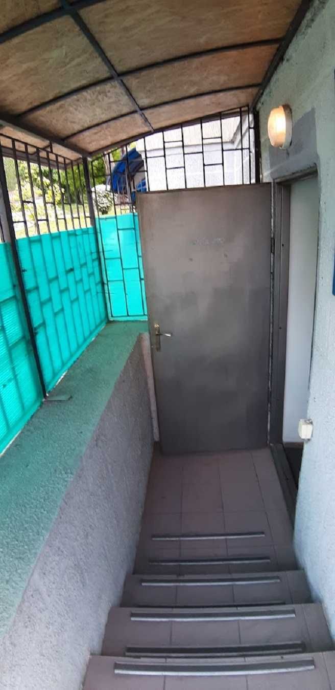 Продается Помещение, ремонтом, площадь 35.7м2. Цокольный этаж.Голего 5
