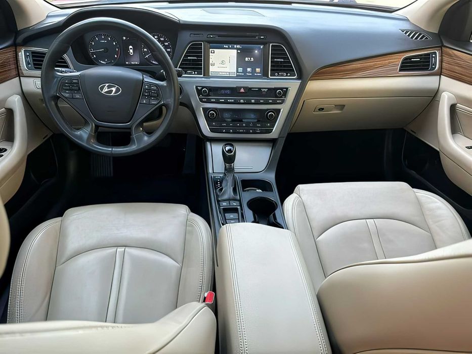 Hyundai Sonata      2015