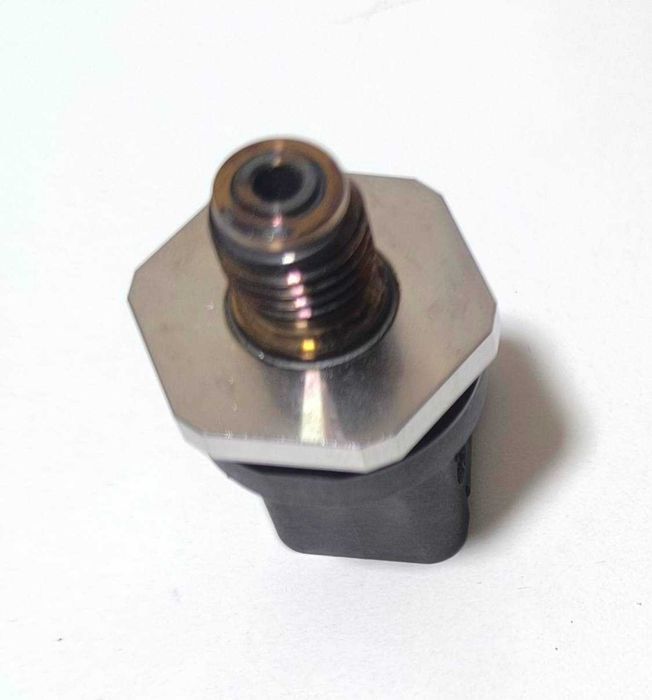 Датчик тиску палива 0281002797 Fiat Peugeot Citroen