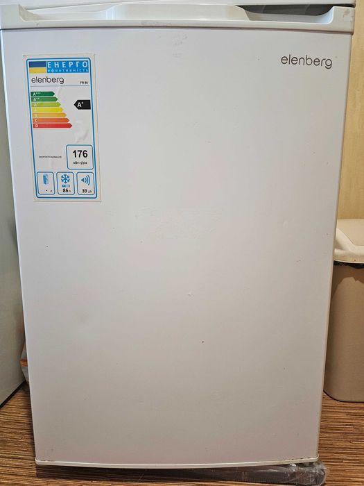 Морозильна камера ELENBERG FR 86