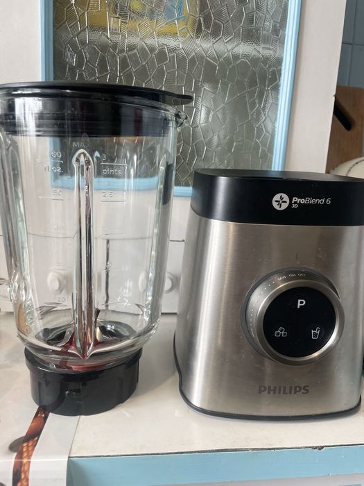 Продам Блендер PHILIPS на 1400W,