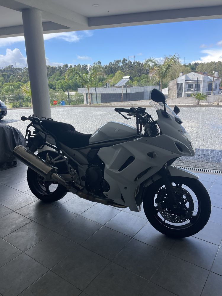 Suzuki gsx1250fa 2012