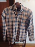 Camisa aos quadrados
