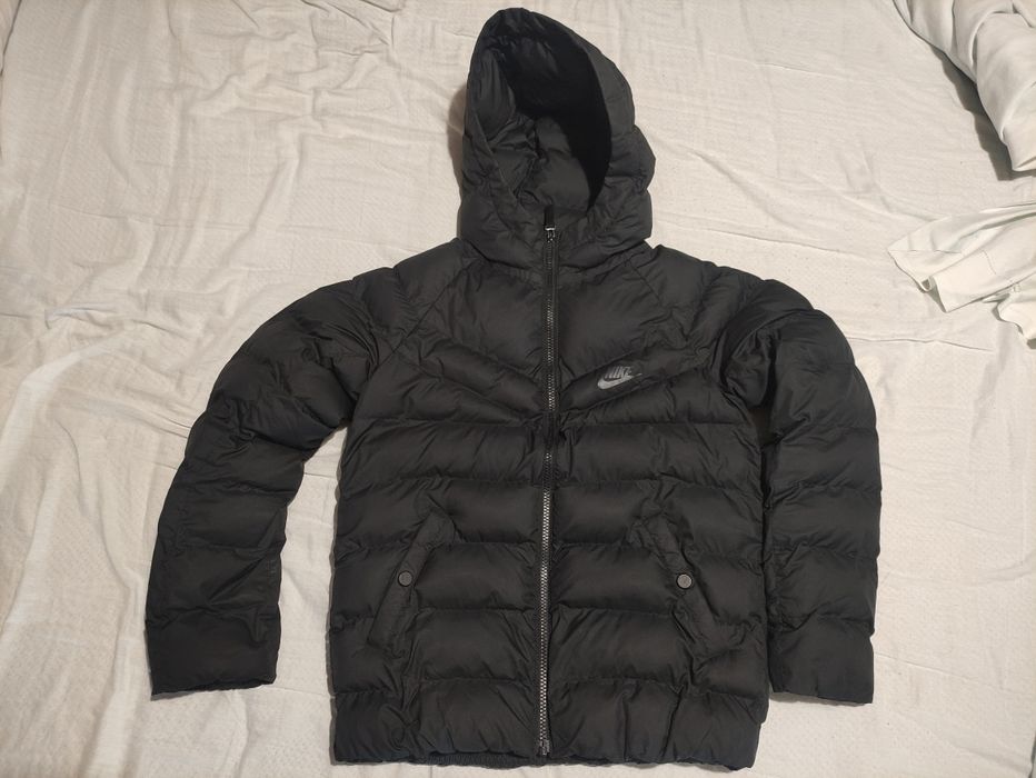 Casaco polar NIKE 12-14 anos como novo
