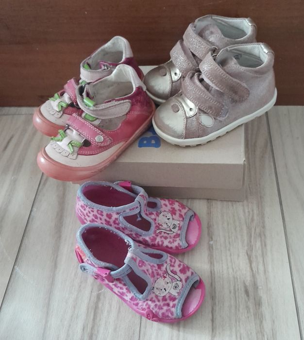 Zestaw bucików r.22 - skórzane  Bartek i befado