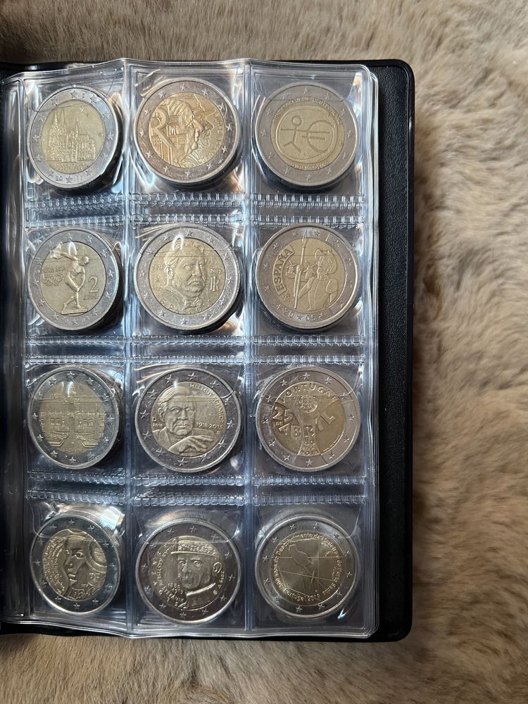 Vendo várias moedas 2€