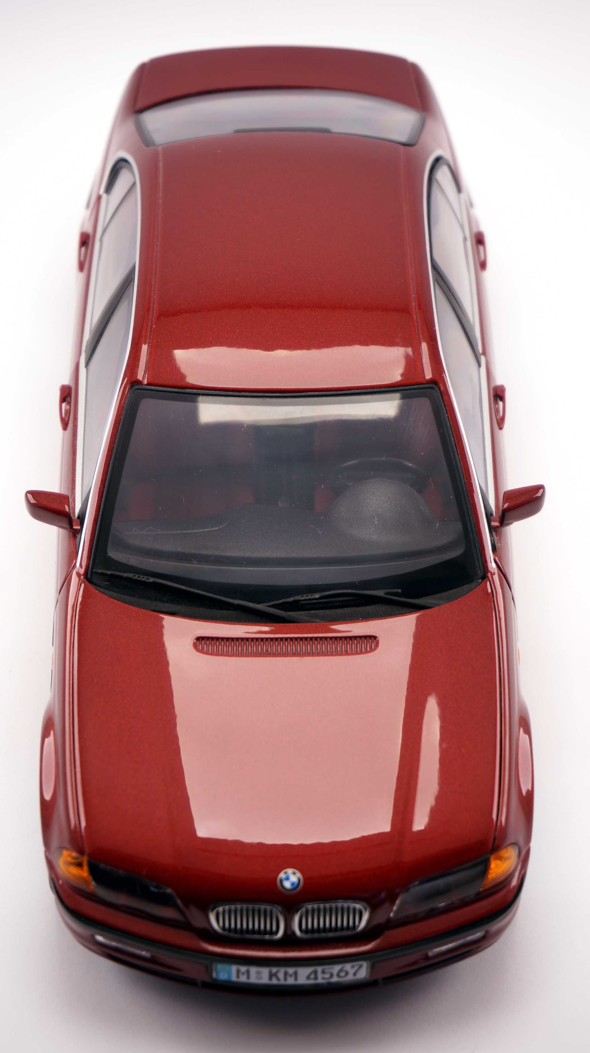 Модель UT Models 1:18 BMW 328i E46 (1998) Dealer Edition