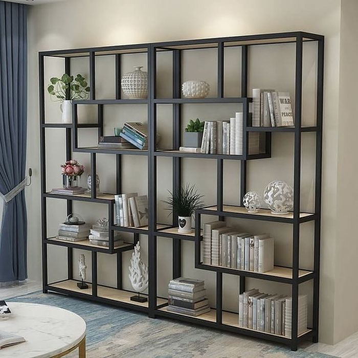 Вироби з металу та дерева у стилі лофт. Вуличні меблі