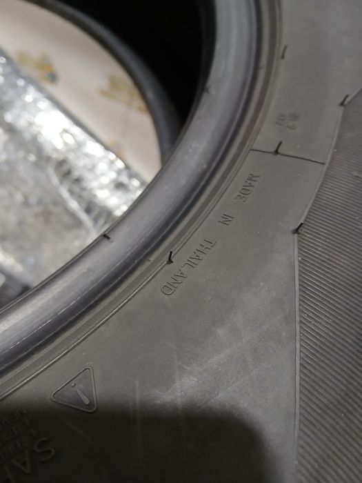 Шини Maxxis 215 65 R 16c 2шт Зима 2022рік (0206)