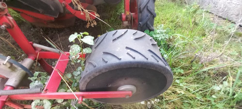 Сівалка упс 8 з транспортним