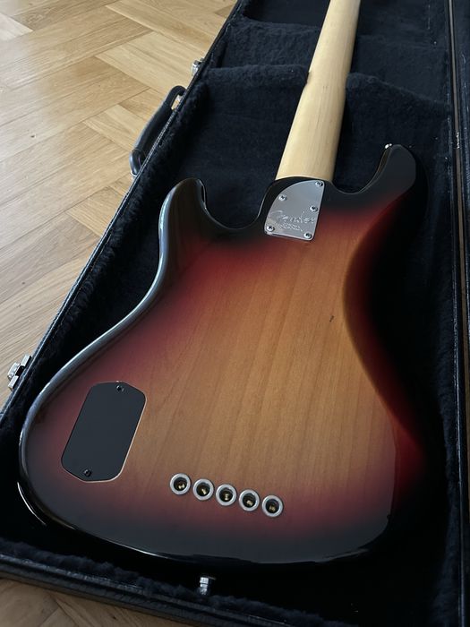 Fender Jazz Bass American Deluxe V 2004