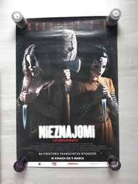 Plakat kinowy z filmu Nieznajomi ofiarowanie horror