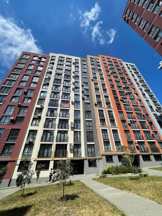ЖК СЕМИЦВІТ
вул. Шевченка 60 
Оренда 2-кімнатної квартири