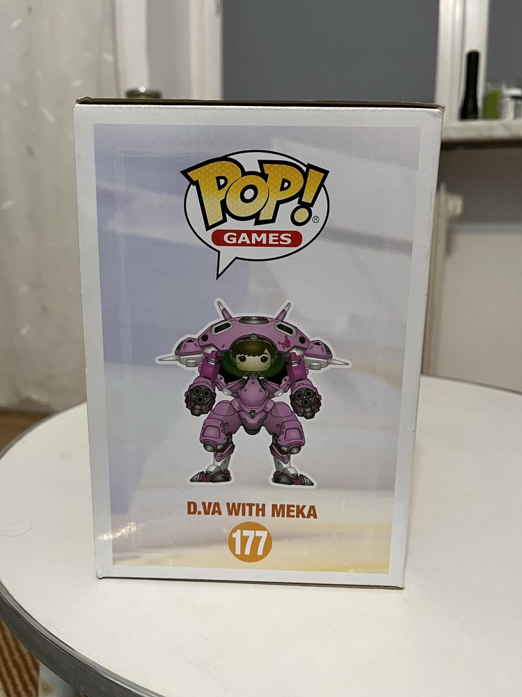 Funko pop 177 D.va with meka