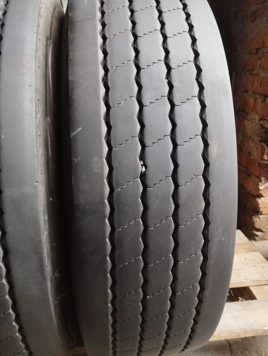 Шини 225/75/17.5 Continental