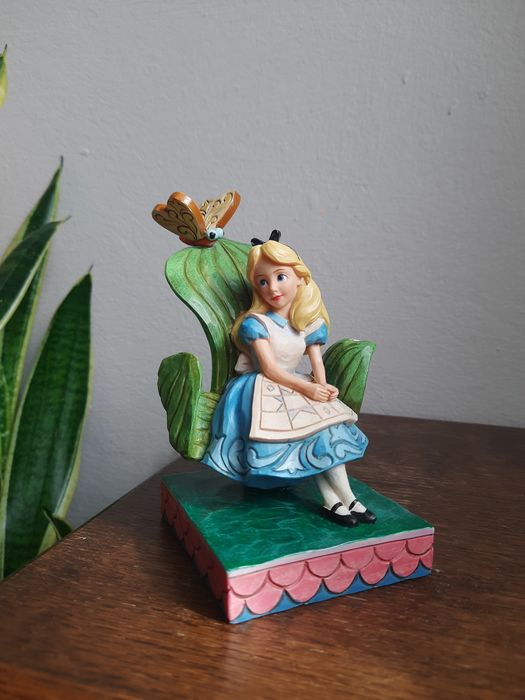 Alicja w krainie czarów figurka rzeźba Walt Disney