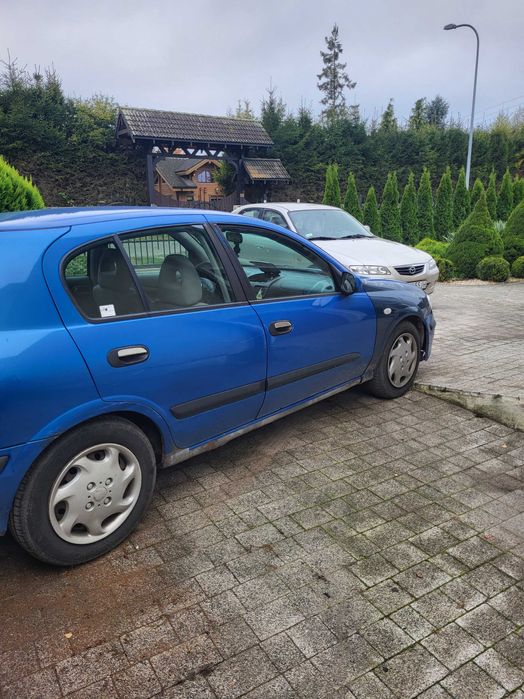 Nissan almera 2.2