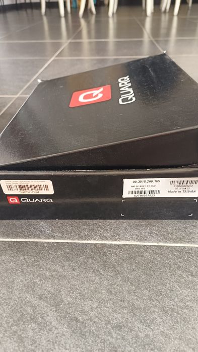 Pedaleiro Quark carbono 165mm com potênciometro