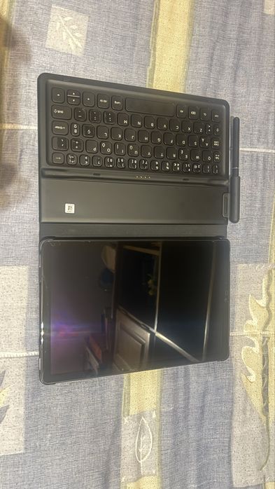 Samsung Galaxy Tab S4 4G + S Pen + teclado