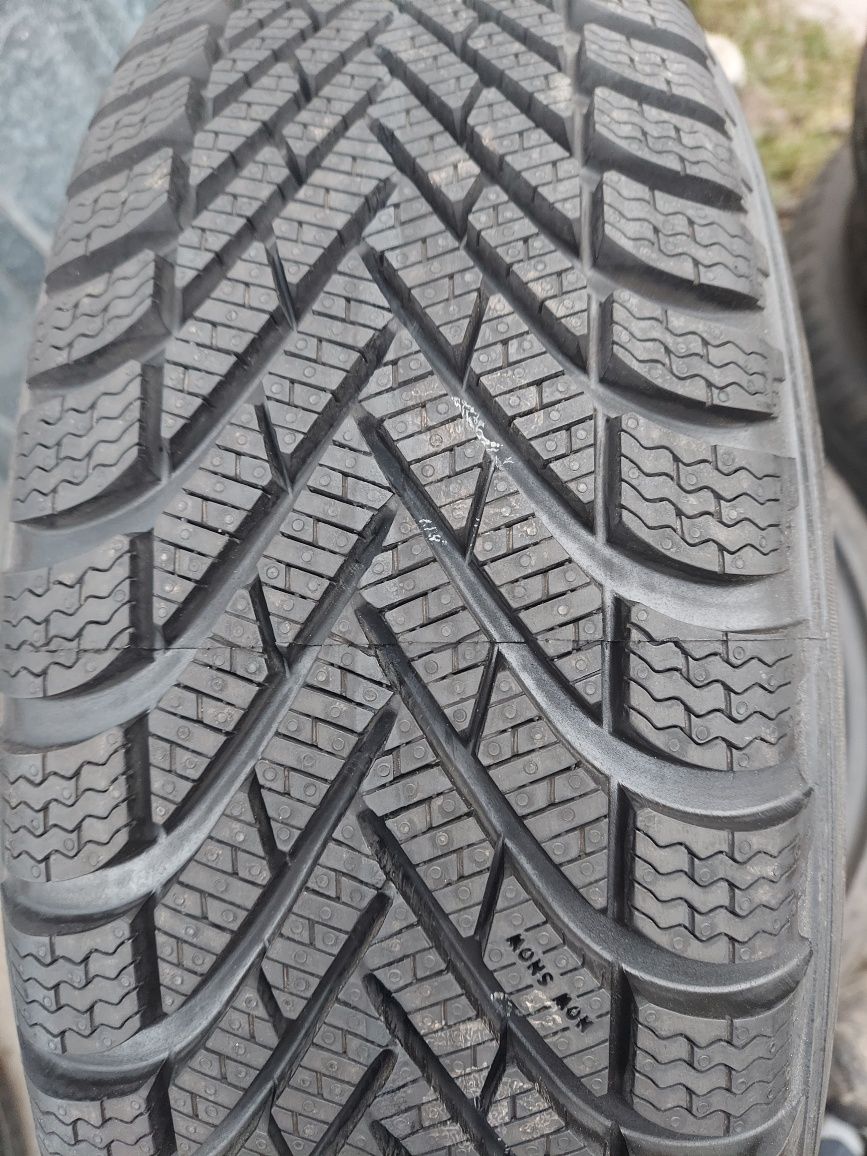 1x 195 65 R15 91T Pirelli Winter Cinturato 2018r NOWA zimowa pojedyncz